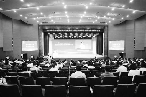 目前,通过大会102家企业已与学会达成初步合作意向,100多项科技创新项目得到推介